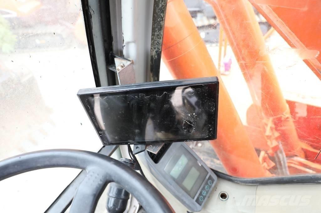Doosan DH 150 W-7 Колесни екскаватори