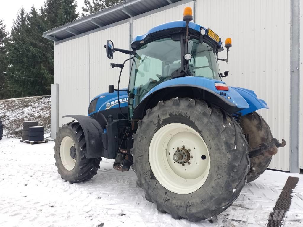 New Holland T 7.175 Трактори