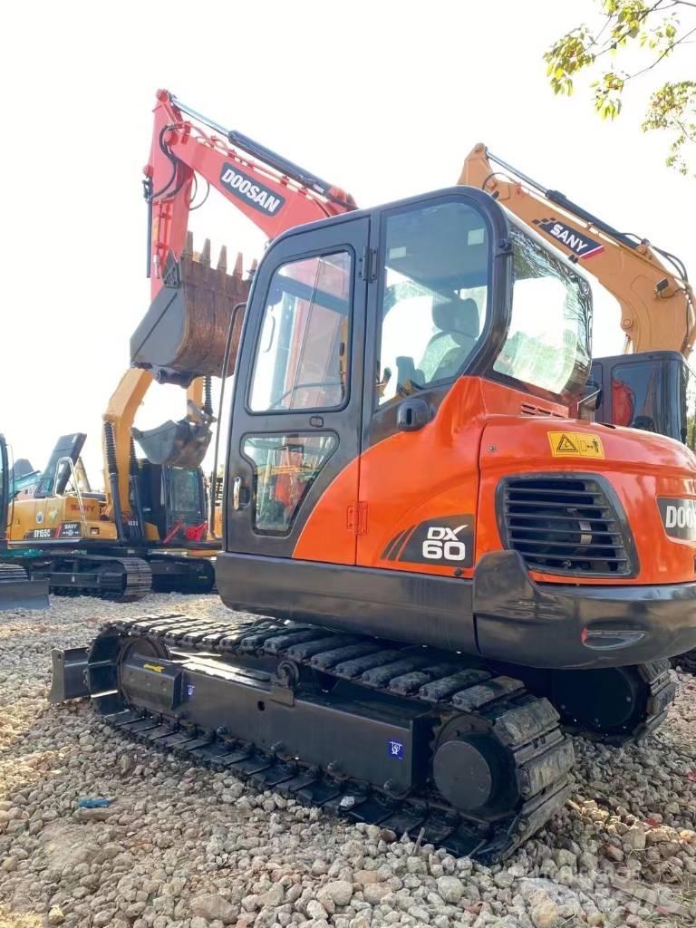 Doosan dx60 Верижен екскаватор