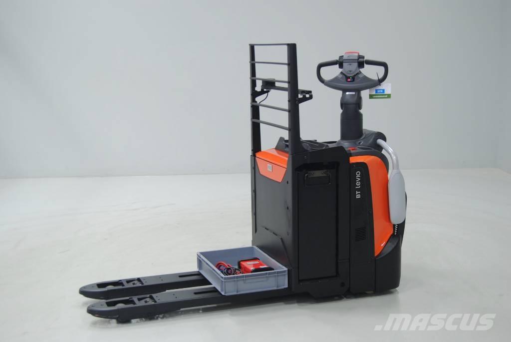 Toyota LPE220 Транспалетни колички с платформи