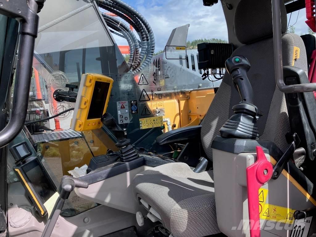Volvo ECR 235 E Верижен екскаватор