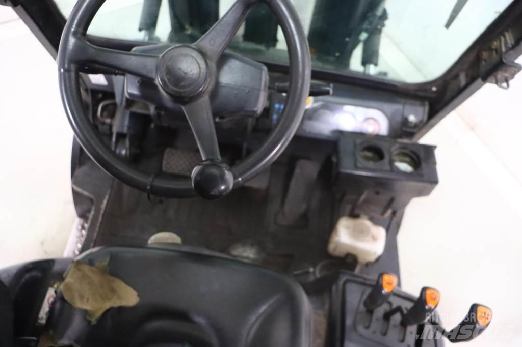 Doosan G25E-5 Камиони с АГУ