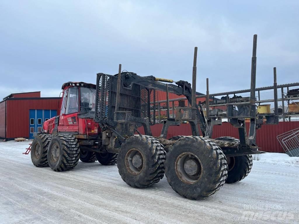 Komatsu 895 Форуардери