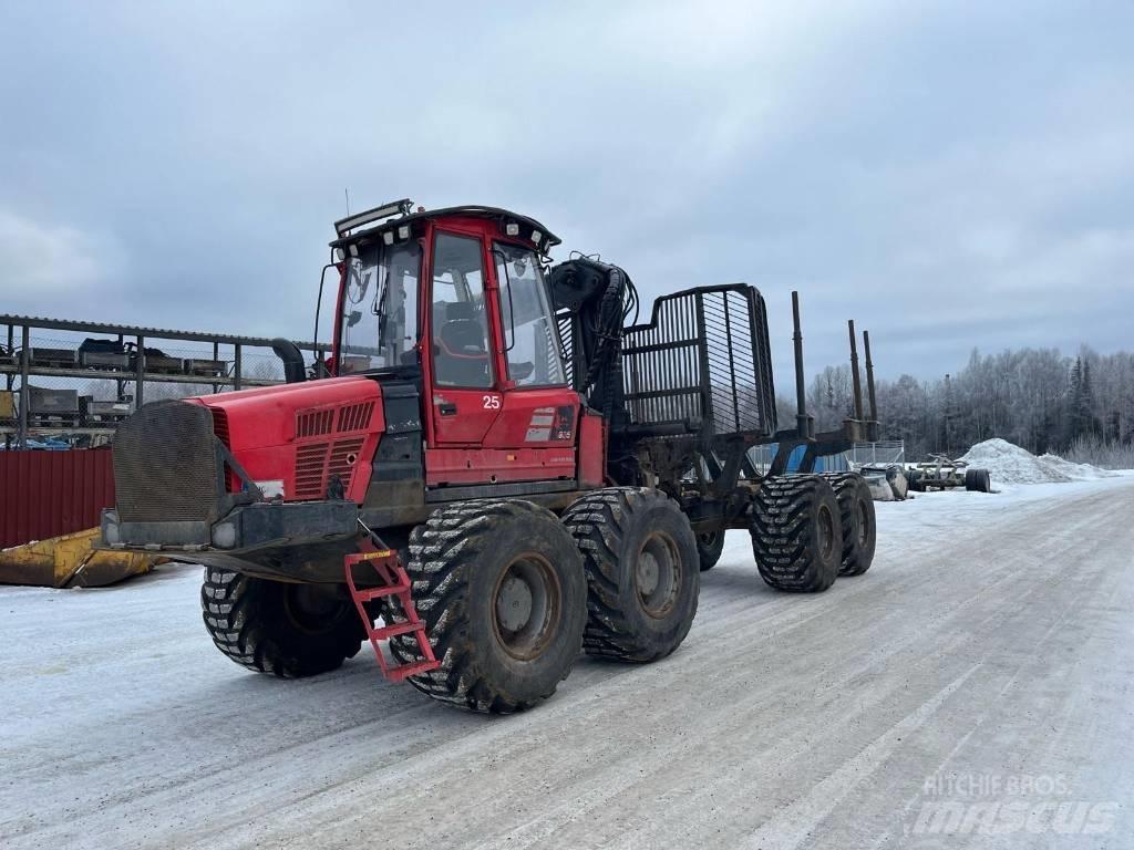 Komatsu 895 Форуардери