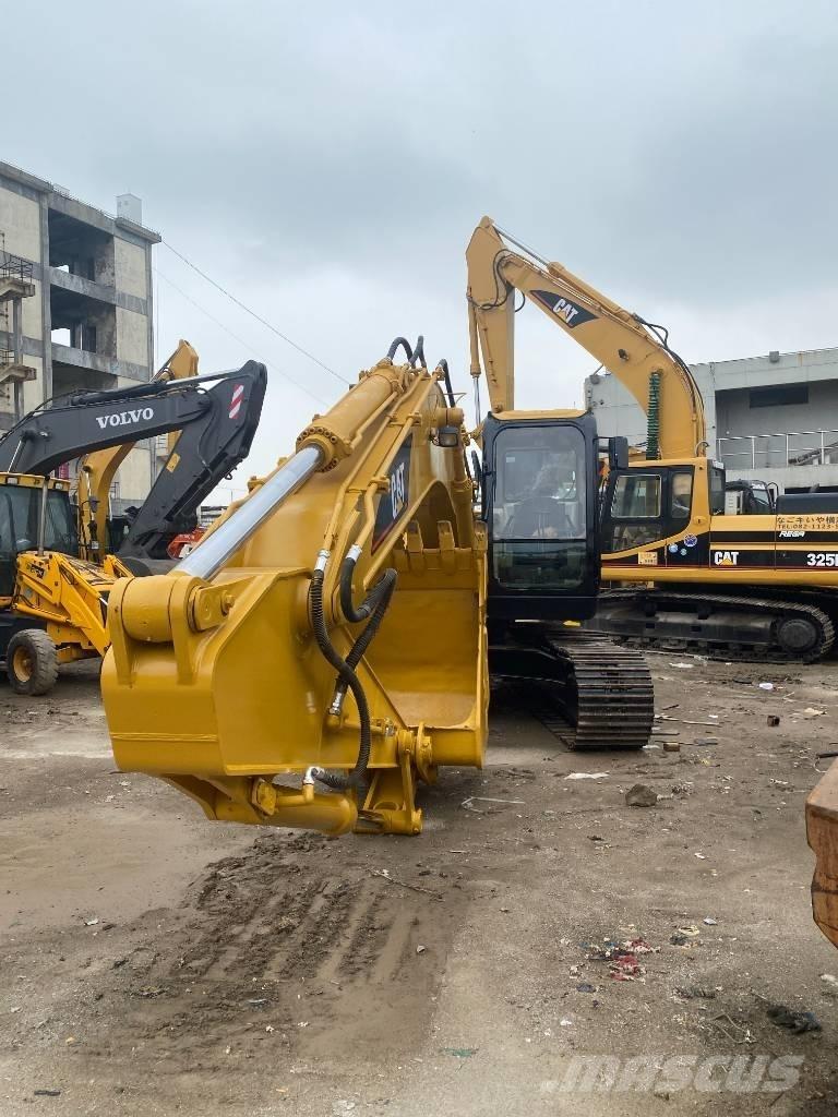 CAT 320 C Верижен екскаватор