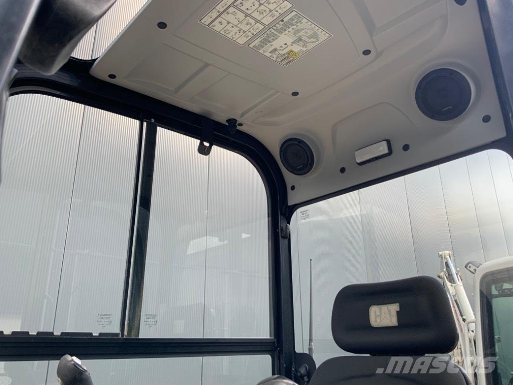 CAT 302.7 CR Мини екскаватори < 7 т