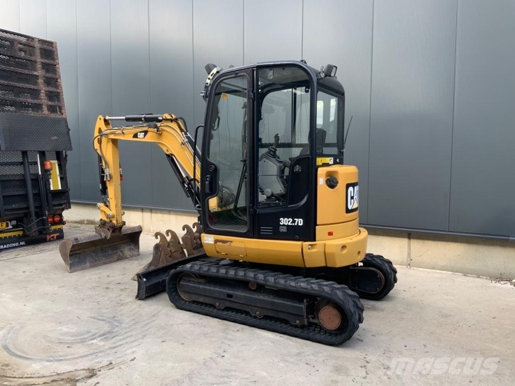 CAT 302.7 CR Мини екскаватори < 7 т