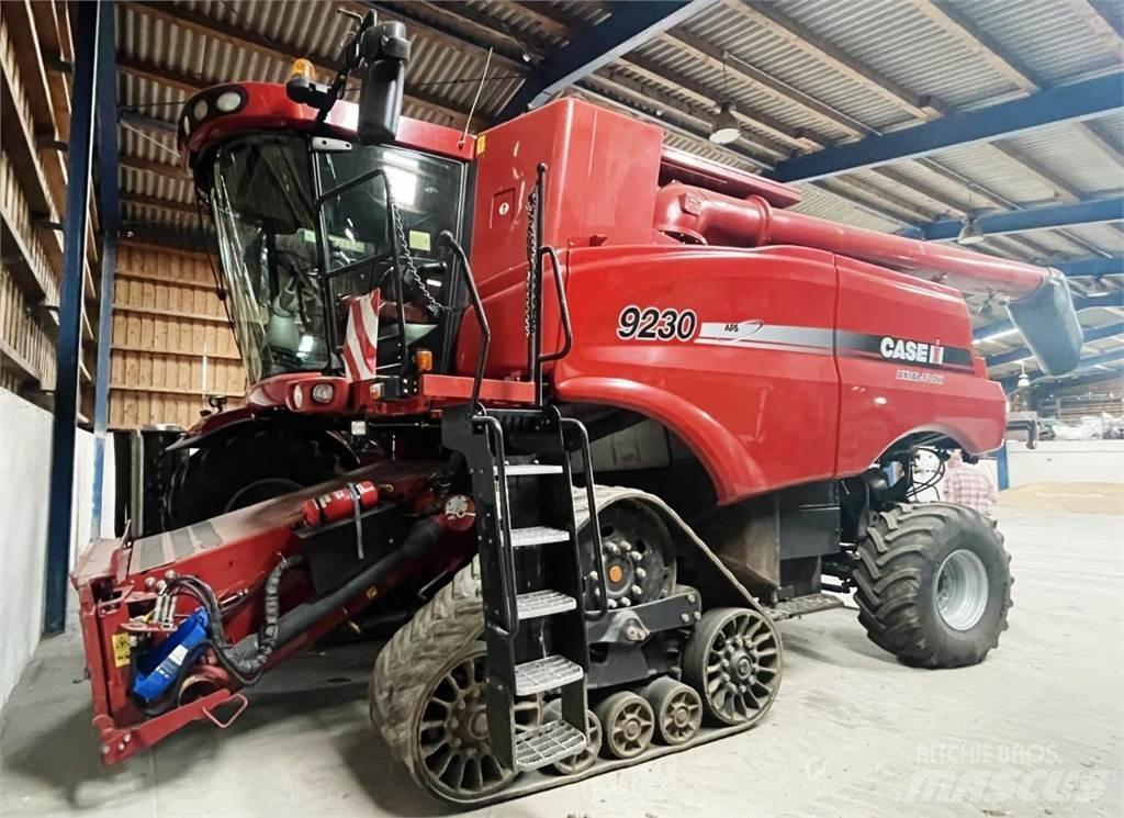 Case IH 9230 Комбайни
