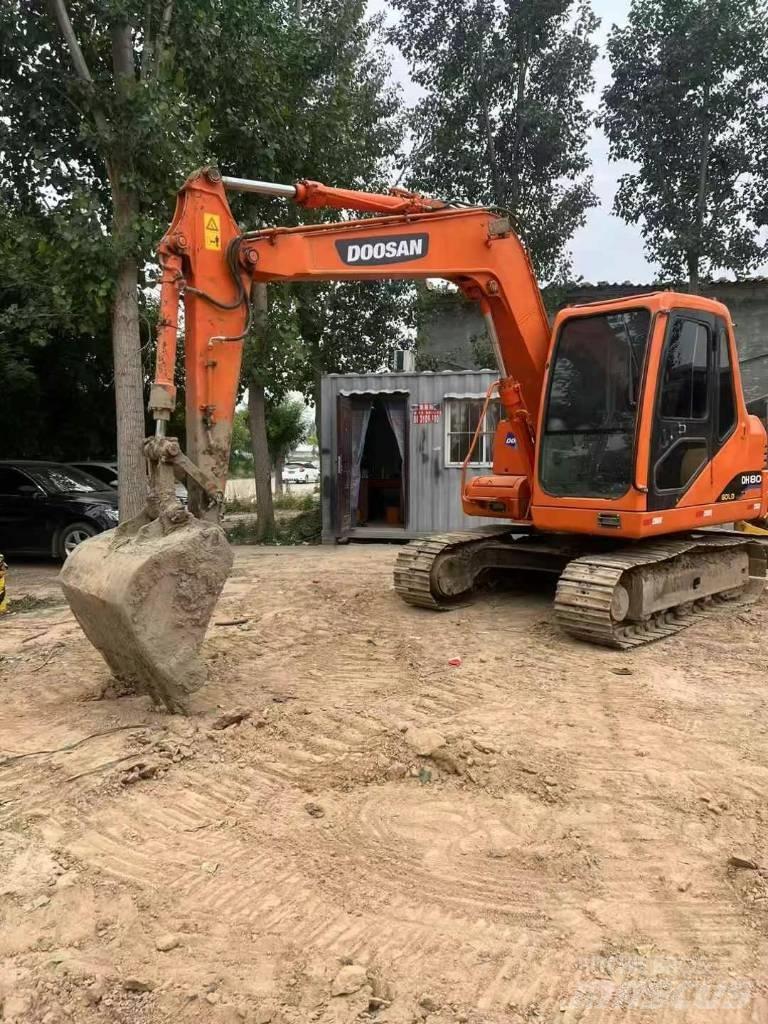 Doosan DH 80 Верижен екскаватор