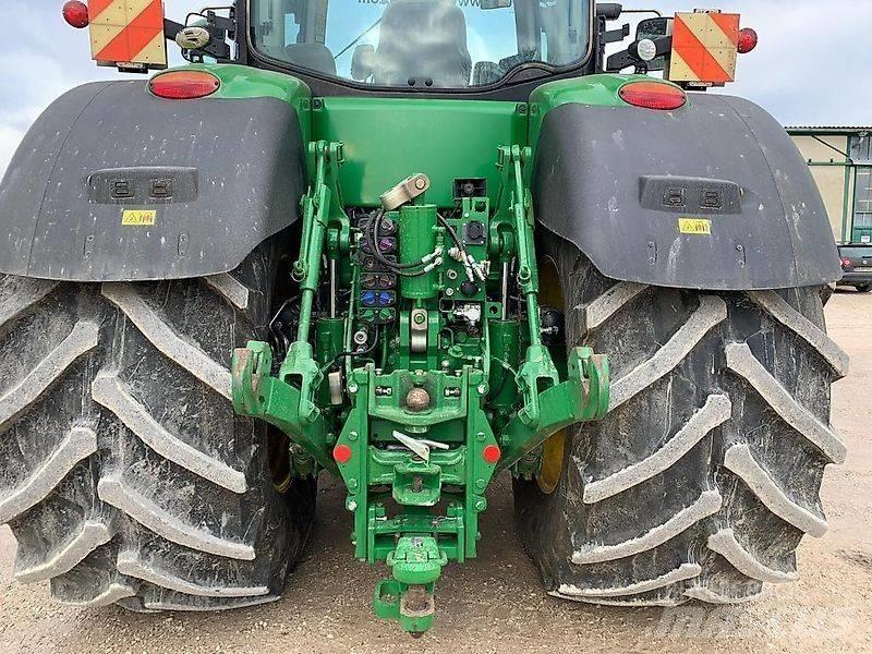 John Deere 8400R Трактори
