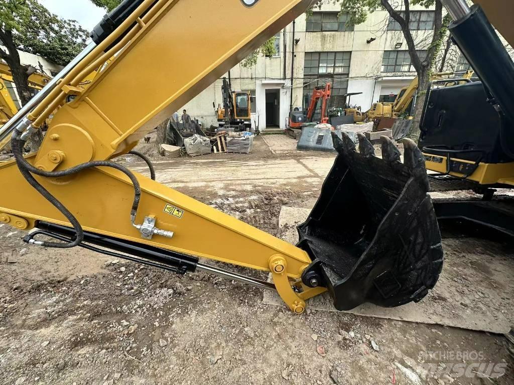 CAT 307 Средни екскаватори 7т - 12т