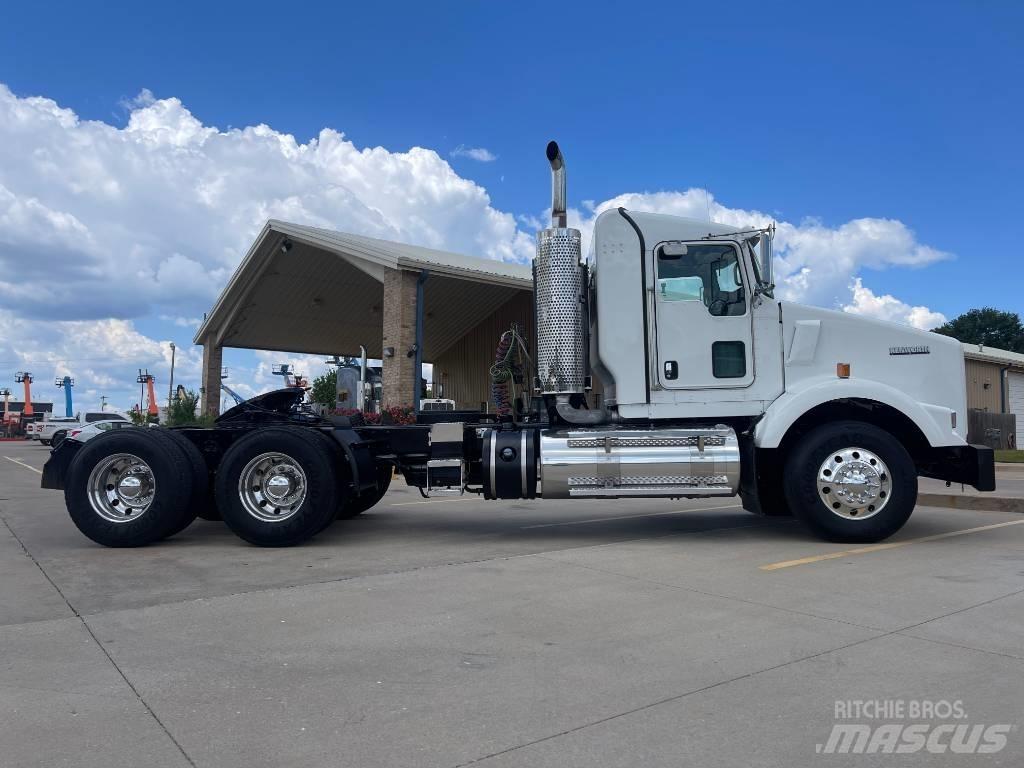 Kenworth T 800 Влекачи