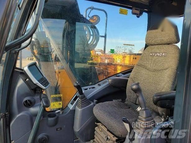 Hyundai HX130 Верижен екскаватор