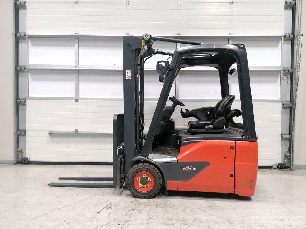 Linde E15-02 Електрически вилични кари-повдигачи