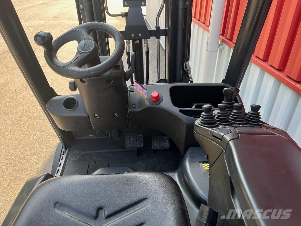 Linde E 16 C-02 Електрически вилични кари-повдигачи