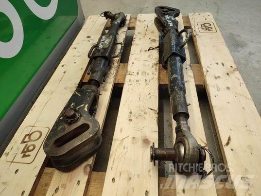 Deutz-Fahr 150 lifts Стрели и рамена