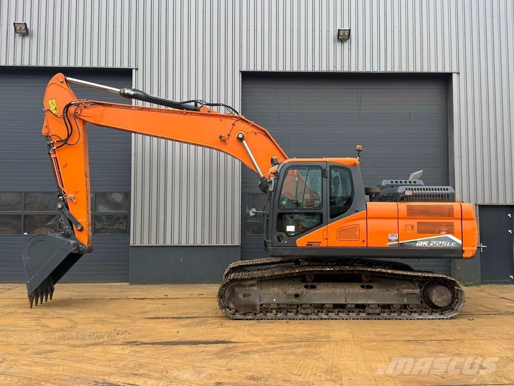 Doosan DX225LC-7 Специални екскаватори