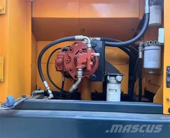 Hyundai R220LC-9S Верижен екскаватор