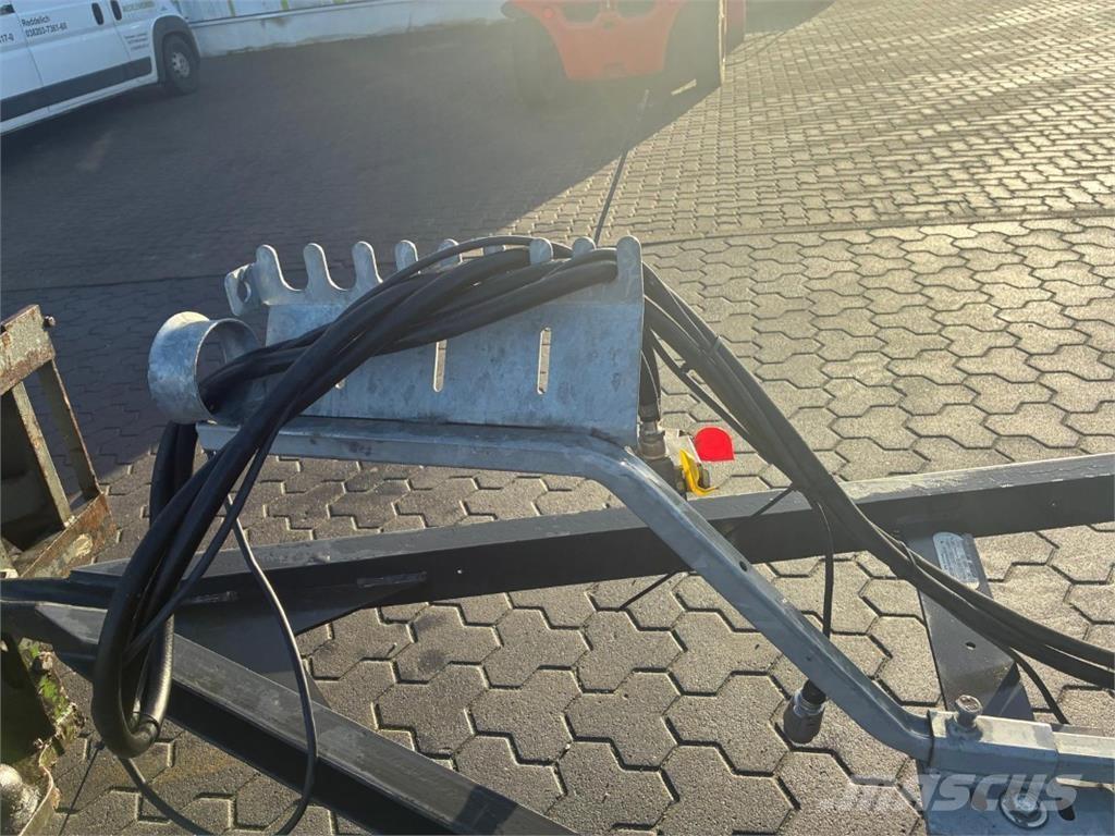 Fliegl DPW 180 B Ремаркета за бали