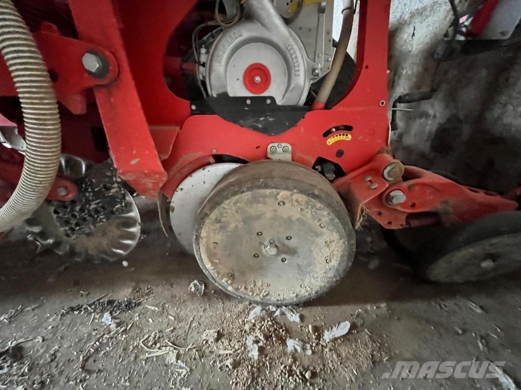 Gaspardo Renata Машини за прецизно сеене