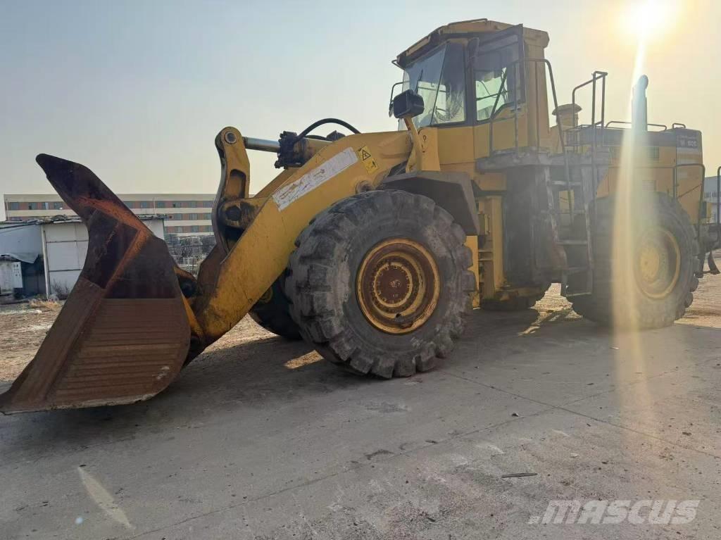 Komatsu WA 600-3 Колесни товарачи