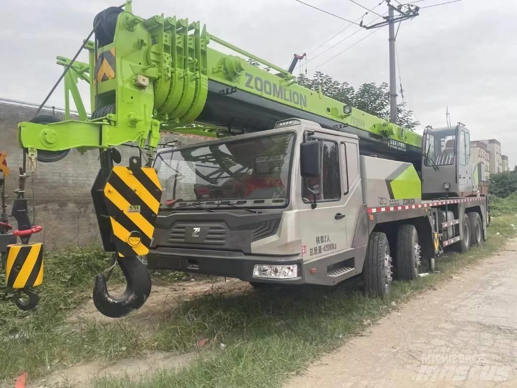 Zoomlion ZTC 500 V Всъдеходни кранове