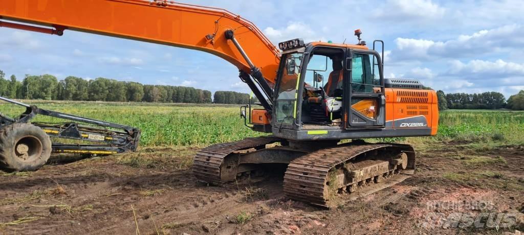 Doosan DX 225 LC-5 Верижен екскаватор