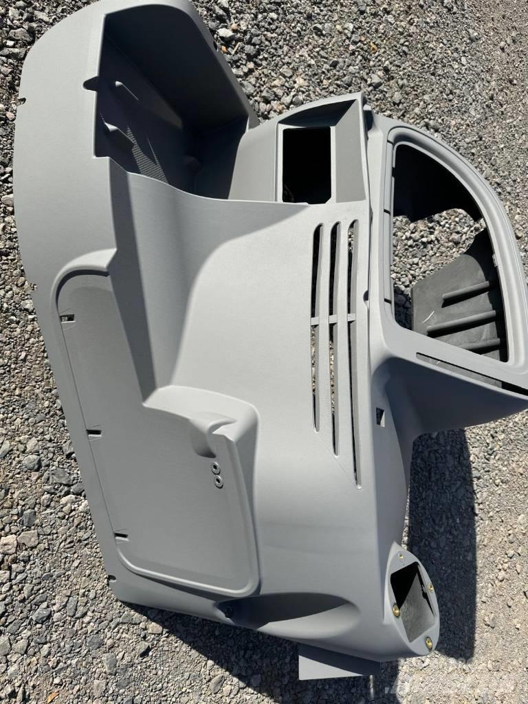 JCB 3 CX Side Panel Кабина