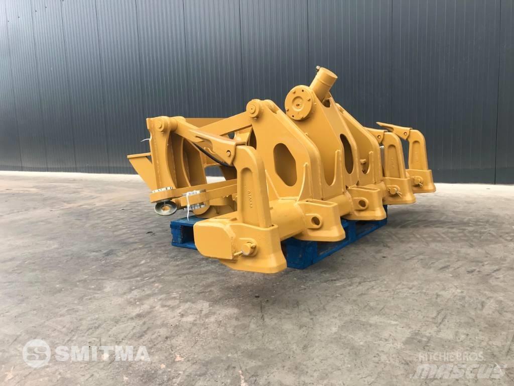 CAT 140M3 Скарификатор
