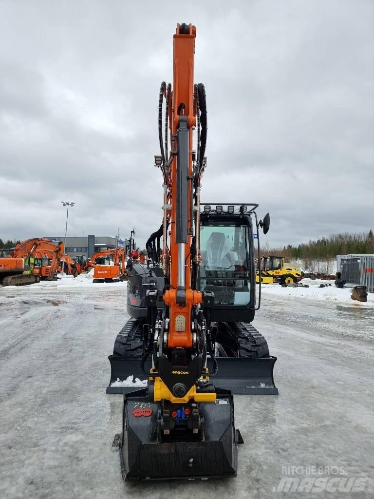 Hitachi ZX 85 US-6 Средни екскаватори 7т - 12т
