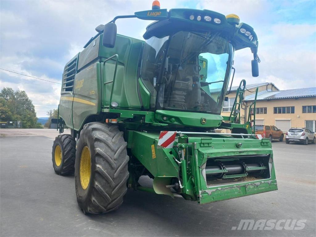 John Deere T670 HM Комбайни
