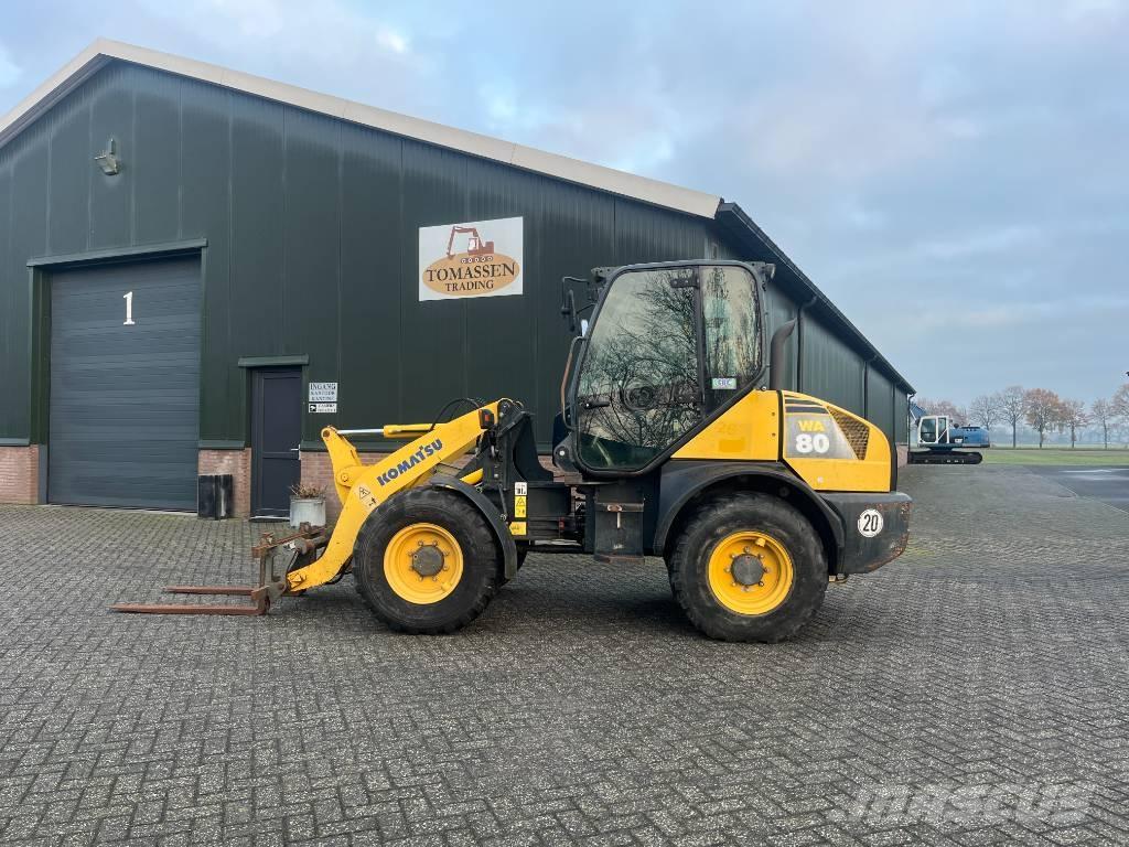 Komatsu WA 80-5 Колесни товарачи