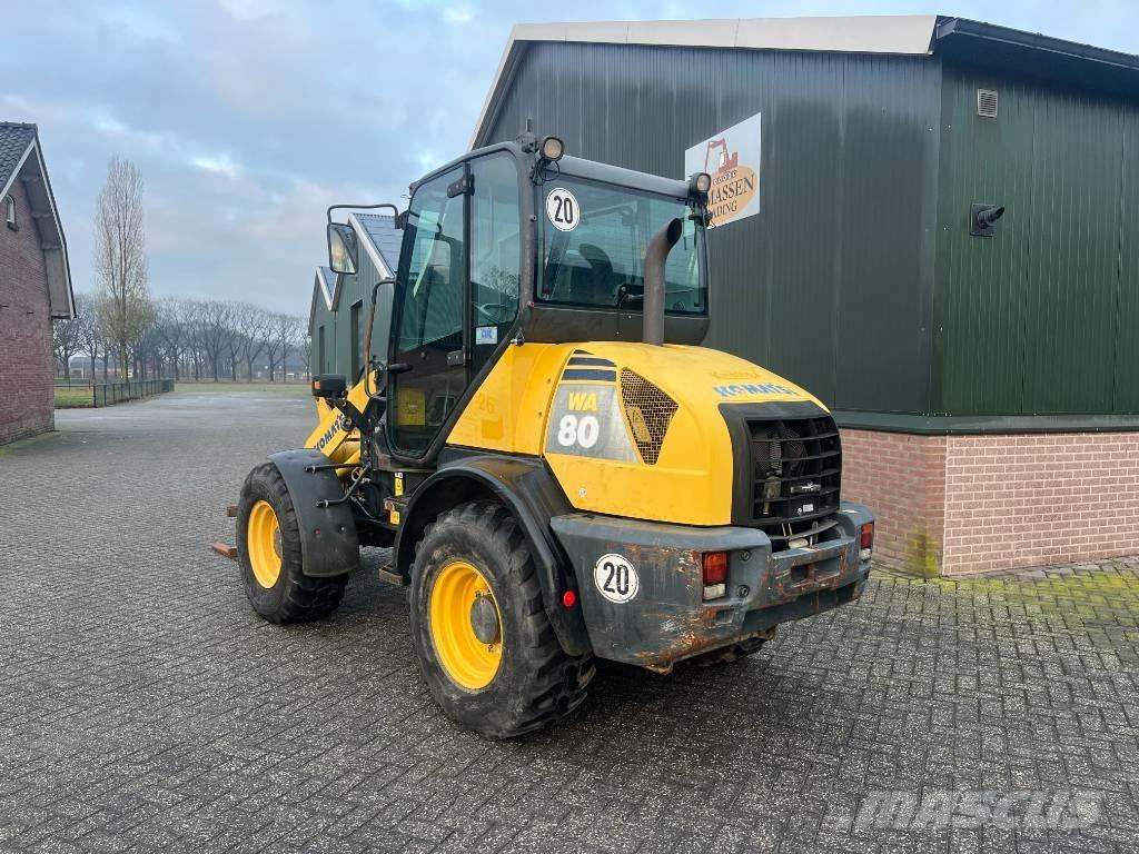 Komatsu WA 80-5 Колесни товарачи