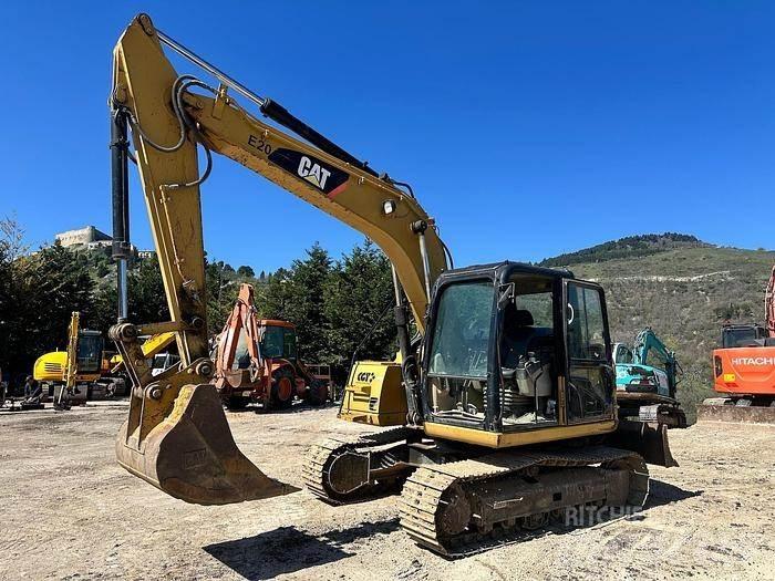 CAT 311C Специални екскаватори