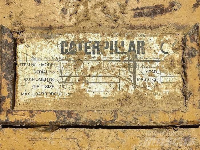 CAT 311C Специални екскаватори