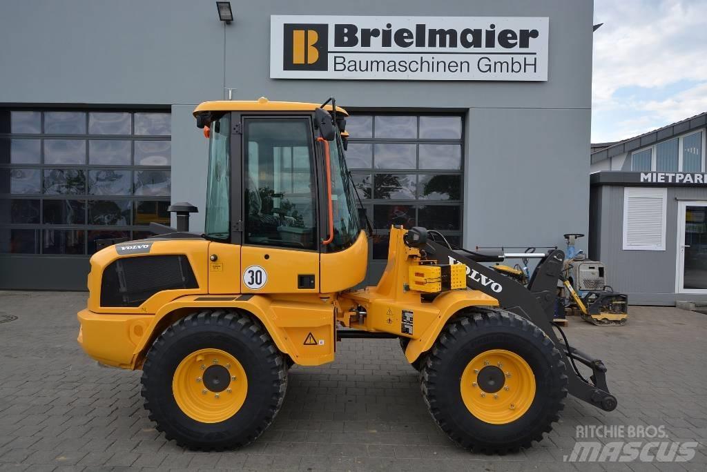Volvo L 35 HS Колесни товарачи