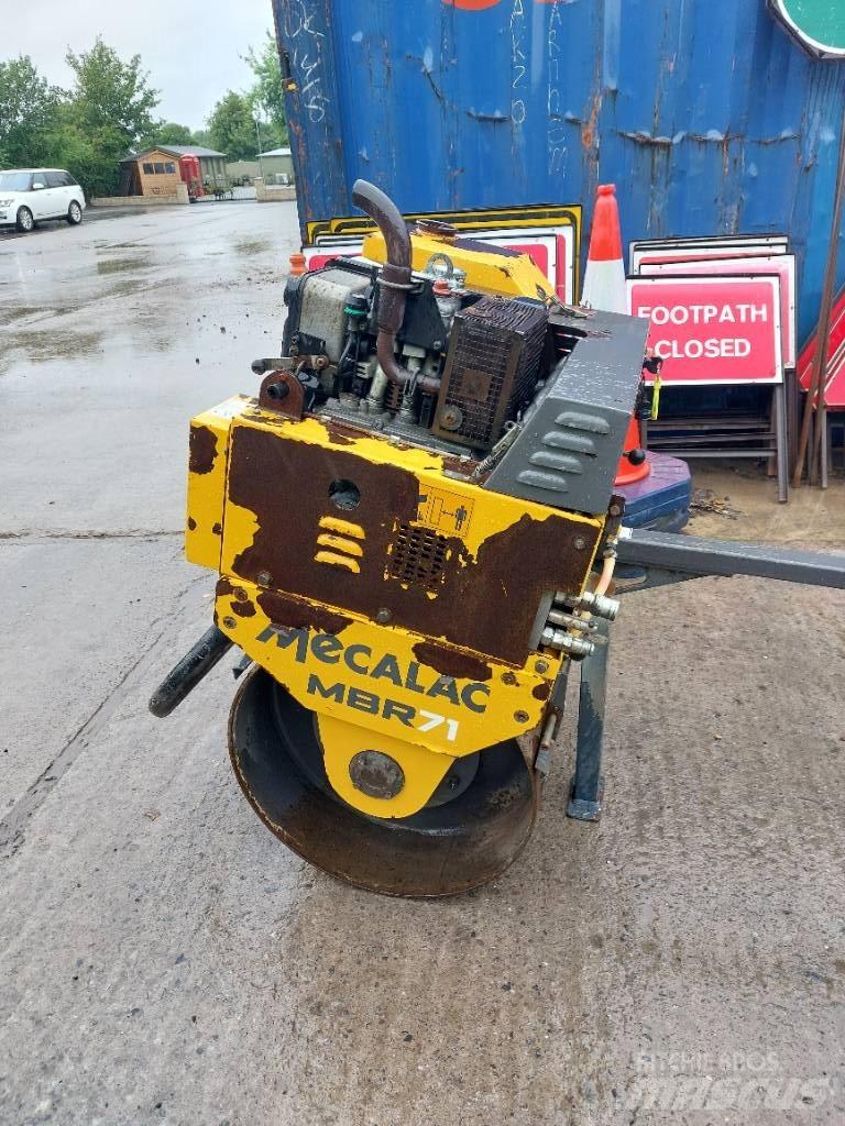 Mecalac MBR71 Еднобарабанни ролки
