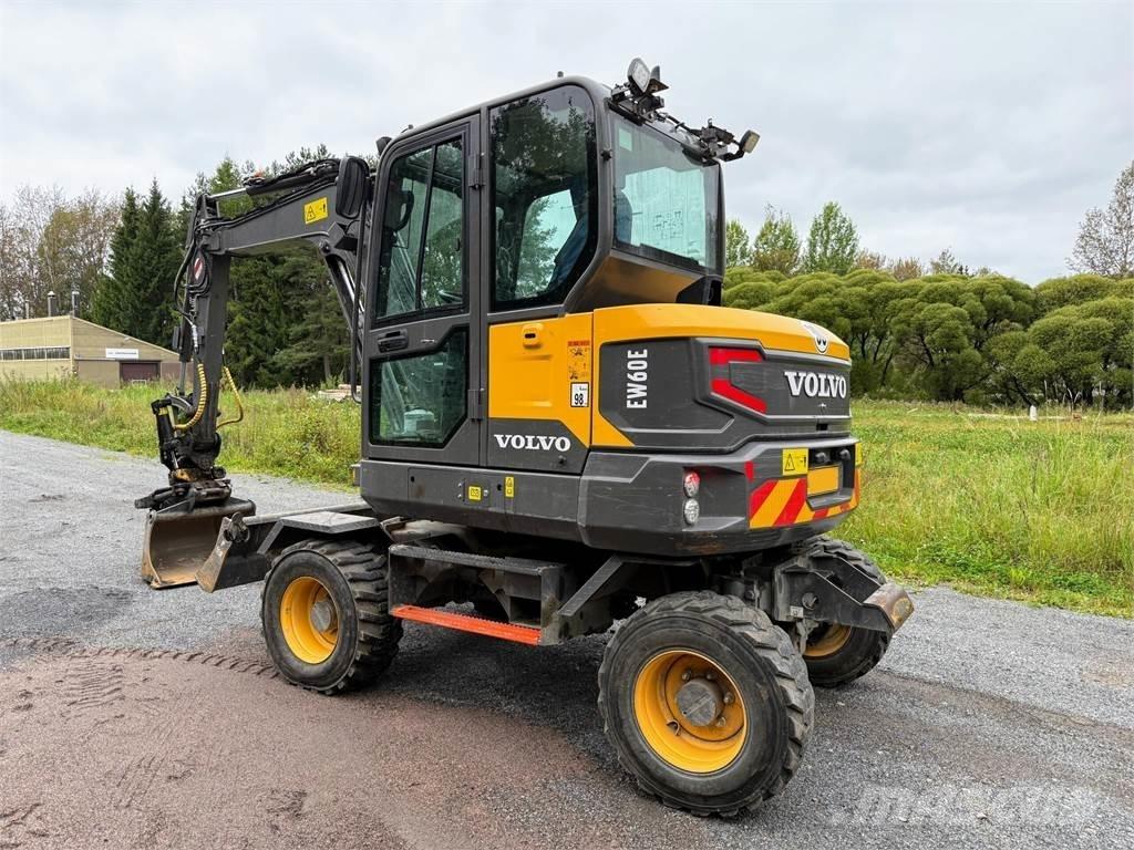 Volvo EW60 E Колесни екскаватори
