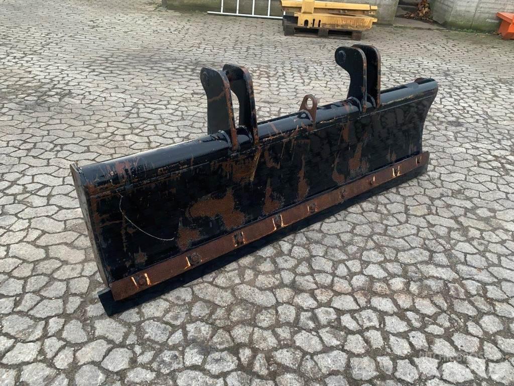Terex  Остриета