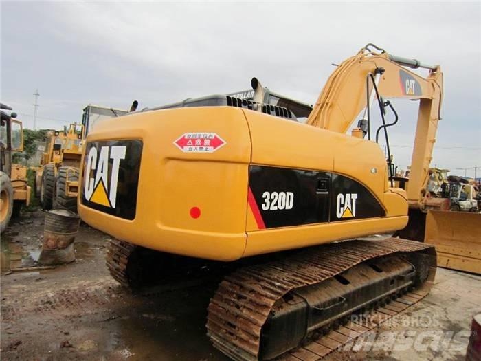 CAT 320 D Верижен екскаватор