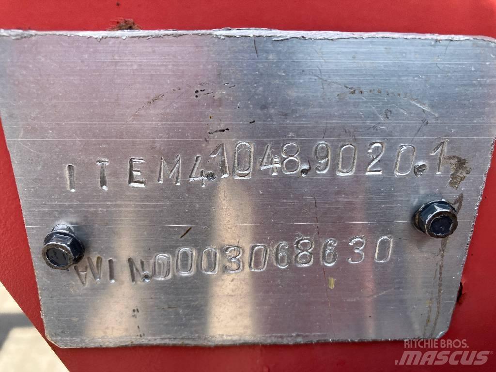 Lely lotus 900 Гребла и сенообръщачки