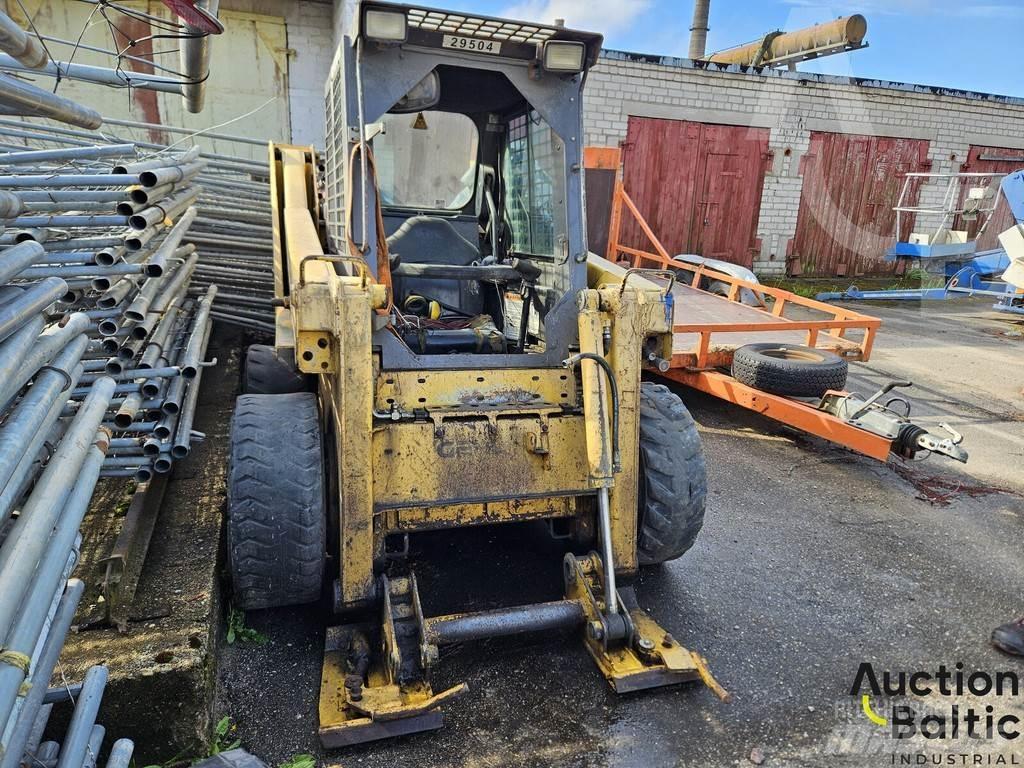 Gehl 4835 SXT Мини товарачи

