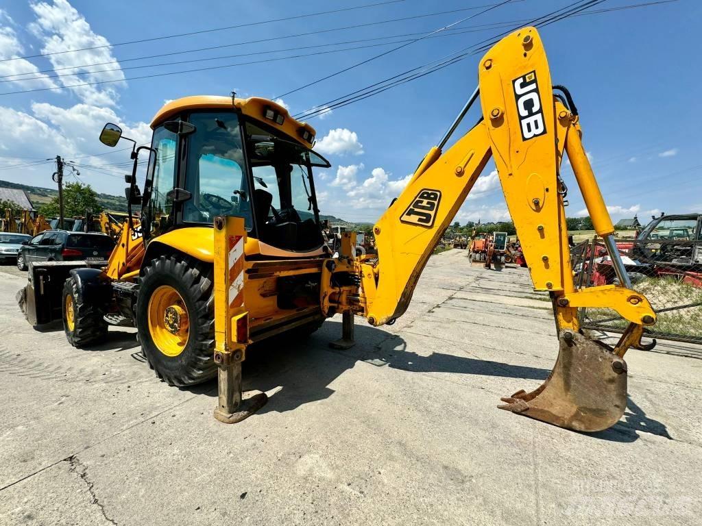 JCB 3CX Товарач със заден ексватор