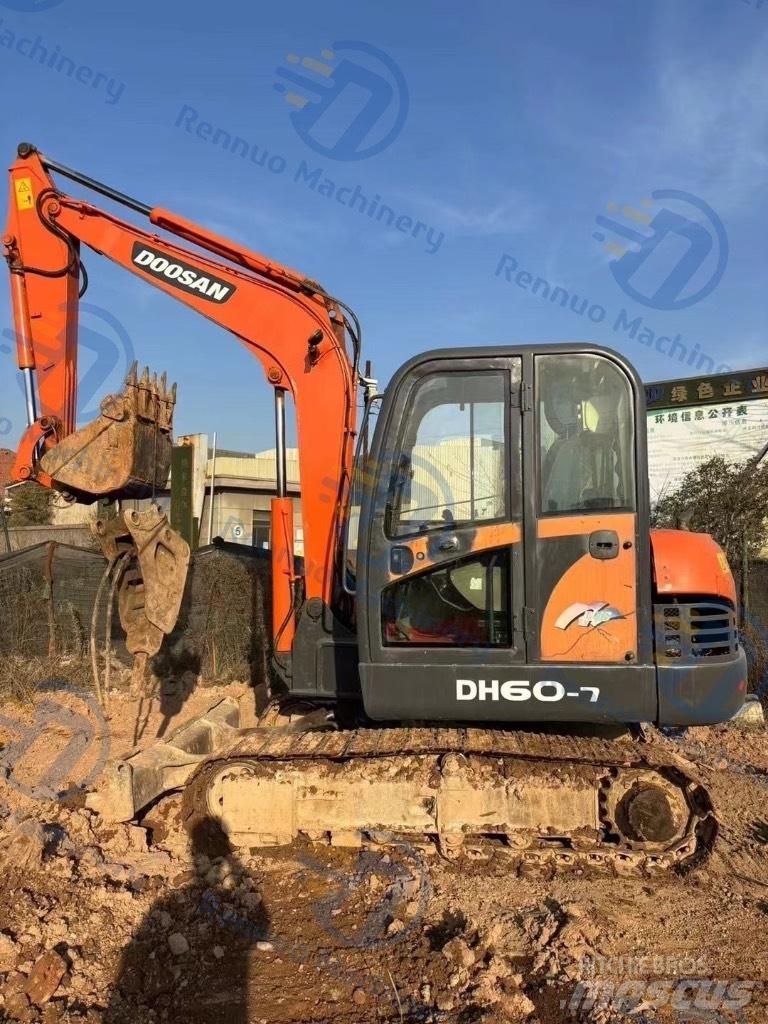 Doosan DH 60 Верижен екскаватор