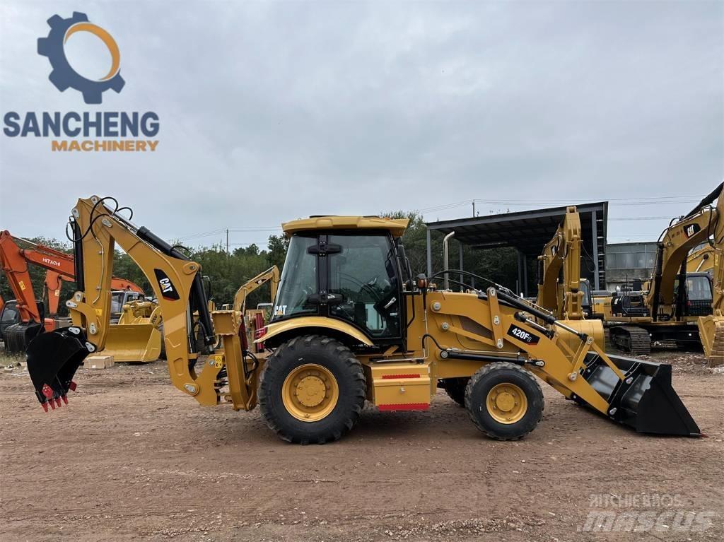 CAT 420 F2 Товарач със заден ексватор