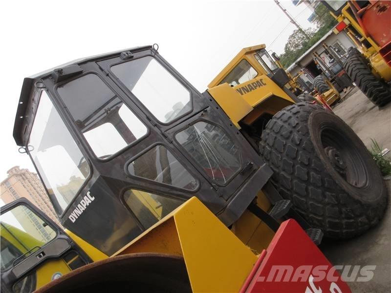 Dynapac CA 251 D Еднобарабанни ролки
