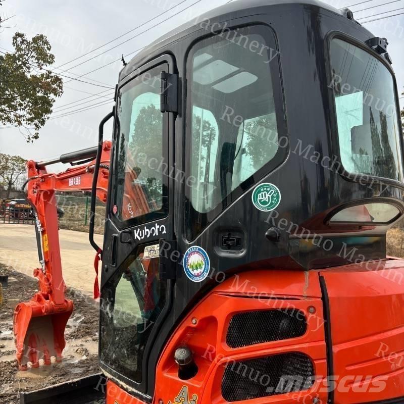 Kubota U 30 Мини екскаватори < 7 т