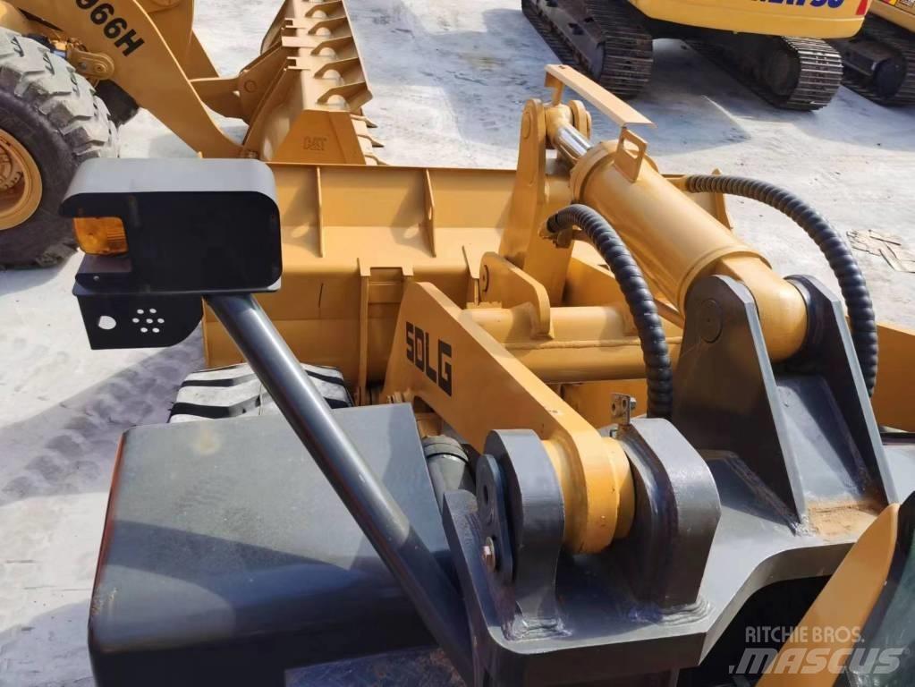 SDLG 956L Колесни товарачи