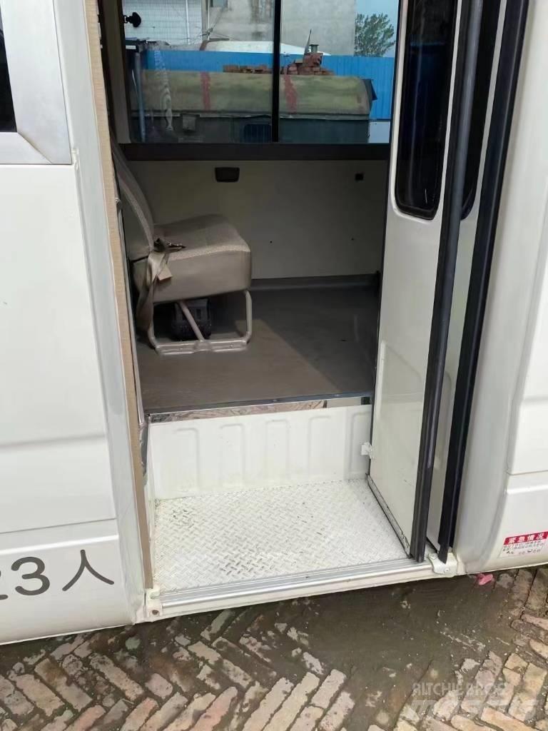 Toyota Coaster Bus Мини бусове