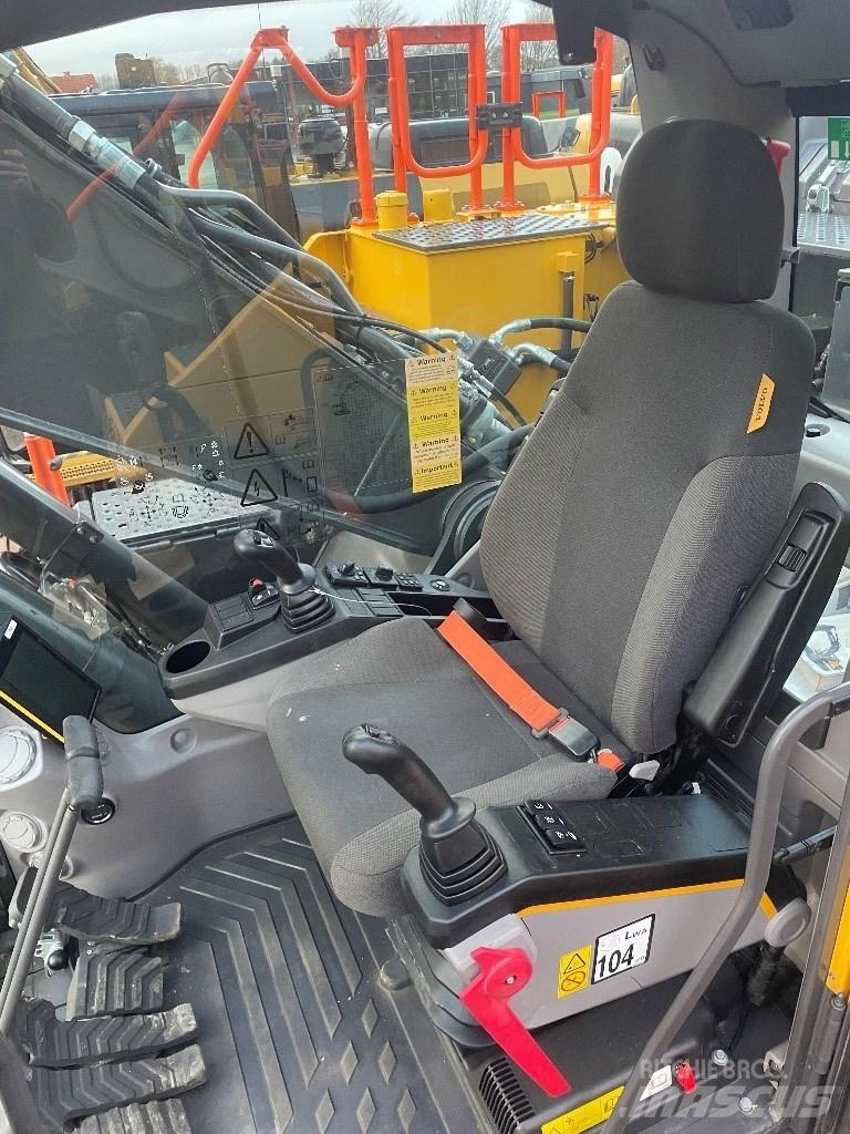 Volvo EC250EL Верижен екскаватор